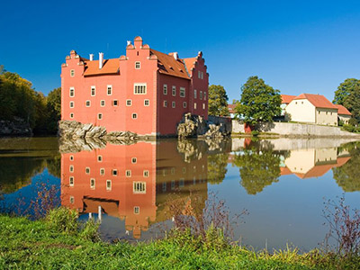 Zámek Červená Lhota